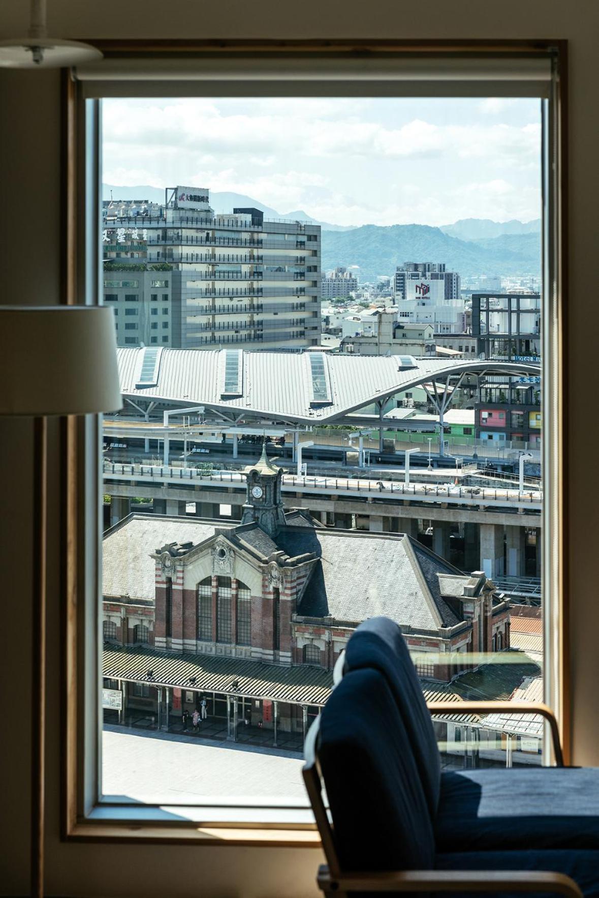 Norden Ruder Hostel Taichung Eksteriør bilde