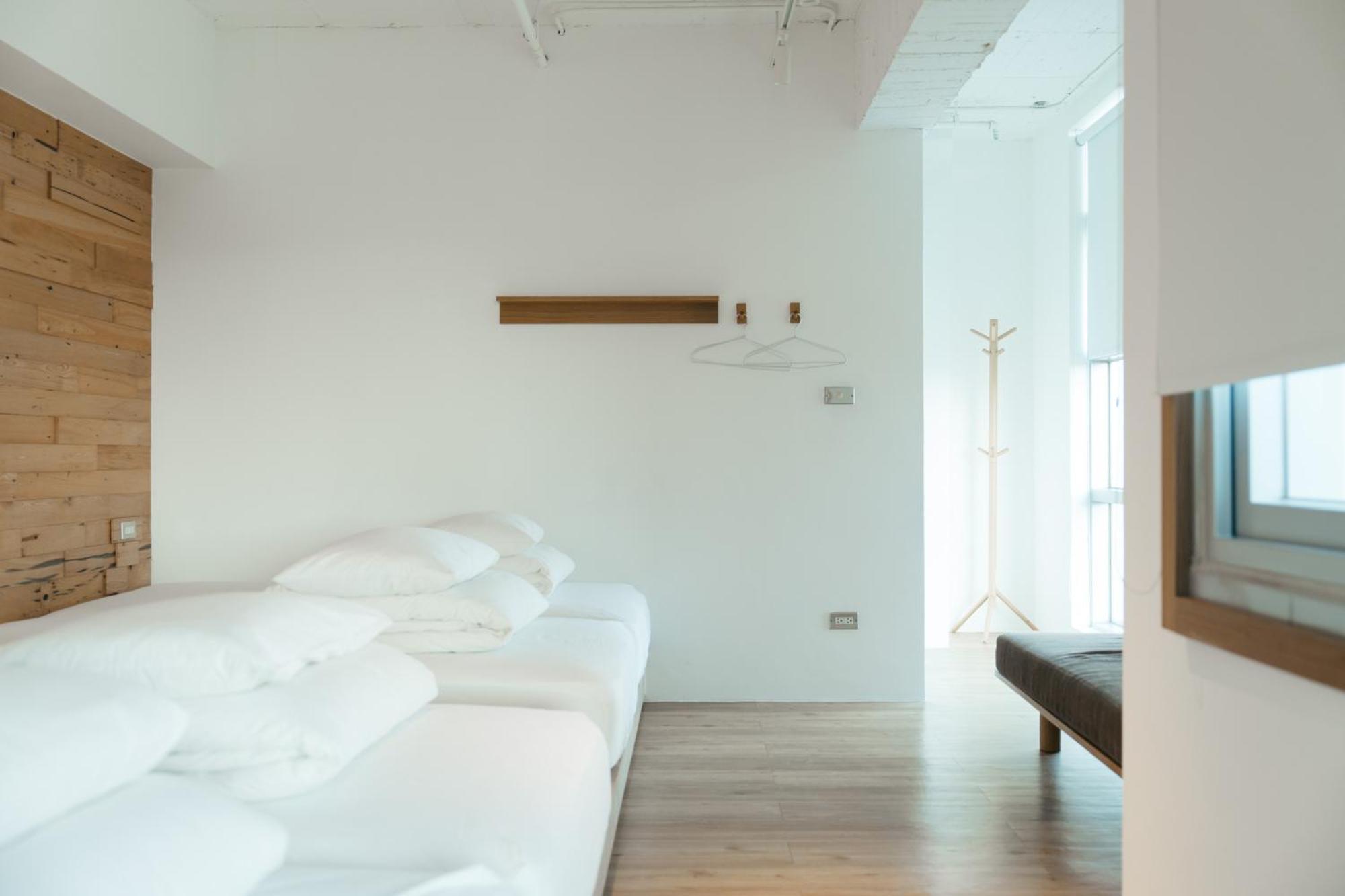 Norden Ruder Hostel Taichung Eksteriør bilde